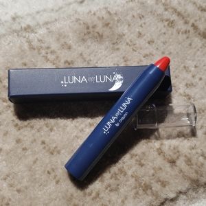 Luna by Luna Lip Crayon in Pandora